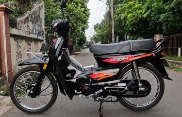 Scoopy Prestige White